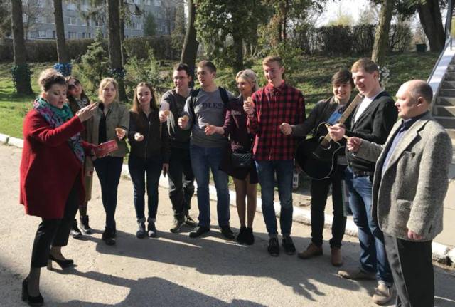 Благослови мати, Весну закликати!